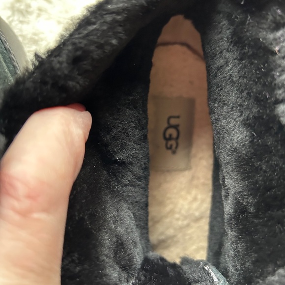 Ugg Winter Boots - Picture 6 of 14